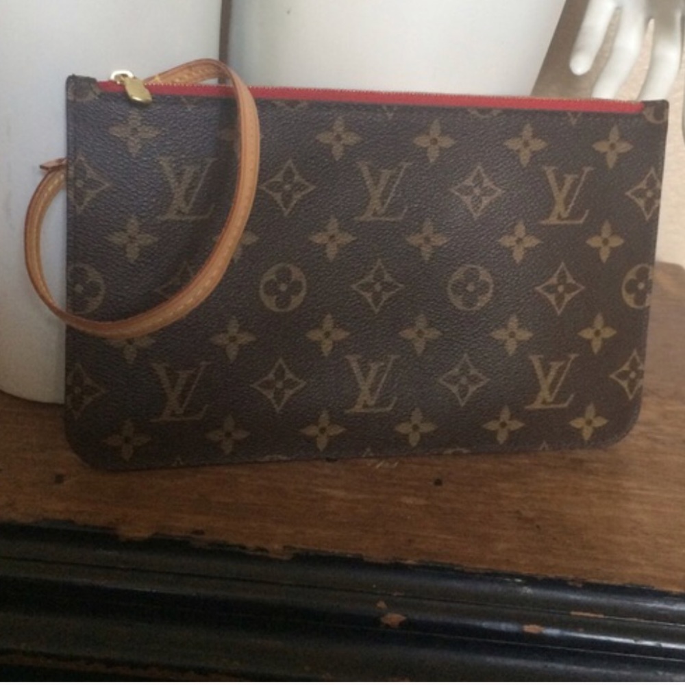 Authentic LV Wristle